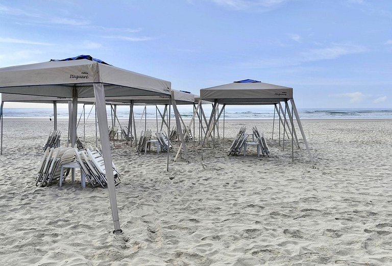 Apto gostoso módulo 7 Riviera - 300 mts da praia