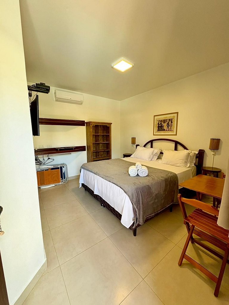 Villa Cris 01 Ar Cond. - Jd. São Lourenço/Itaguaré