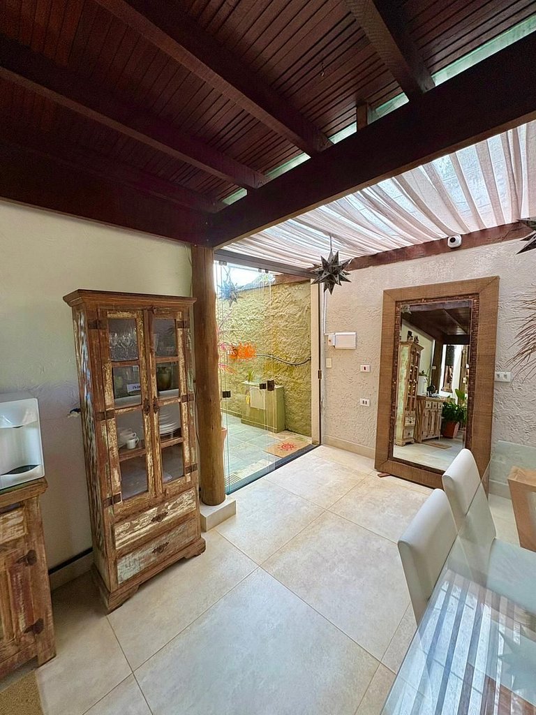 Villa Cris 01 Ar Cond. - Jd. São Lourenço/Itaguaré